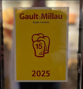 Oh de Vie — Lenkerhof • Gault&Millau Guide Switzerland — 15 Points (2025) Gault&Millau Guide Switzerland 2025 plaque showing 15 points for Oh de Vie (Lenkerhof) during George Tanos’ tenure as Head Chef.